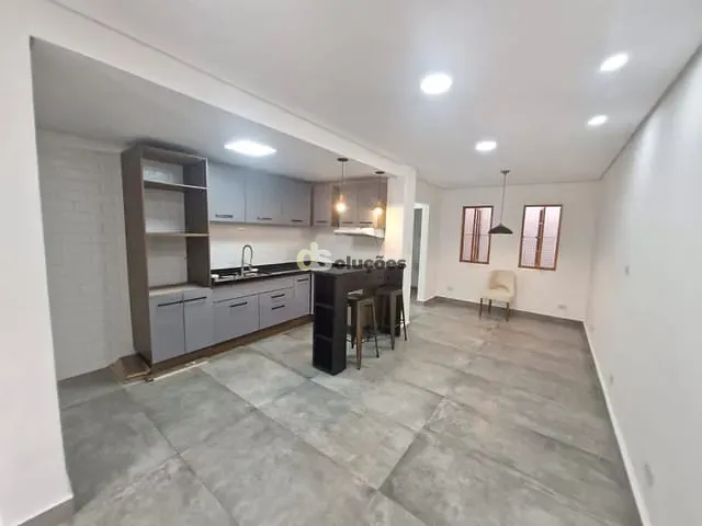 Sobrado 2 quartos e 2 banheiros, para alugar, no bairro Alto de Pinheiros em São Paulo