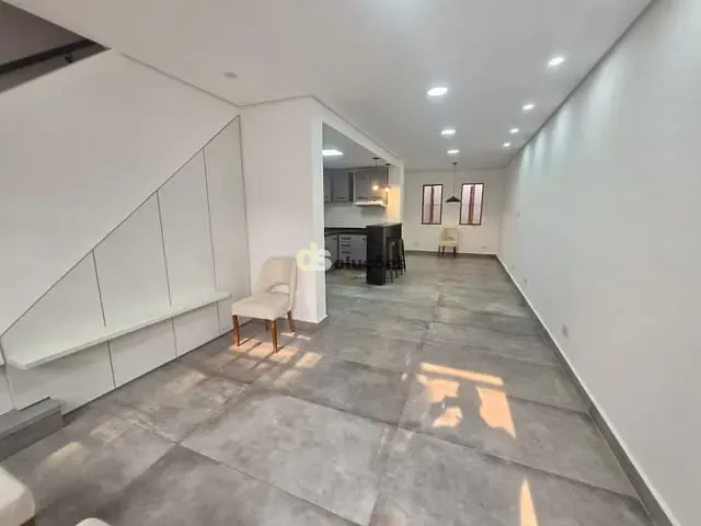 Sobrado 2 quartos e 2 banheiros, para alugar, no bairro Alto de Pinheiros em São Paulo
