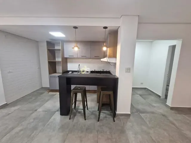 Sobrado 2 quartos e 2 banheiros, para alugar, no bairro Alto de Pinheiros em São Paulo