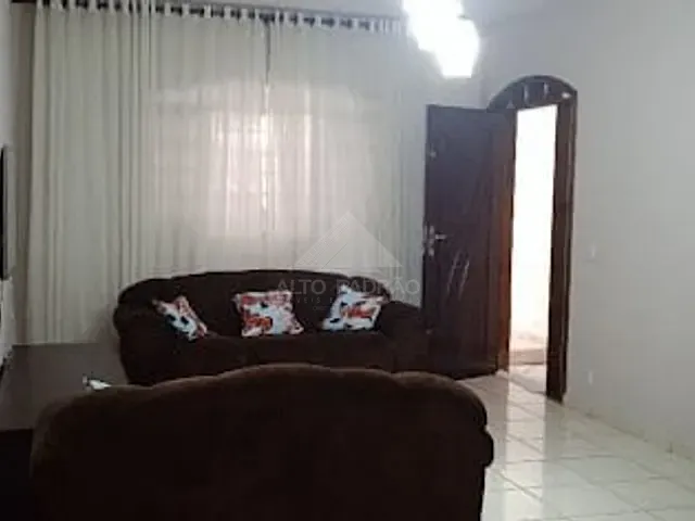 Sobrado com 128m² 3 quartos e 2 banheiros, à venda, no bairro Jardim Anchieta em Mauá