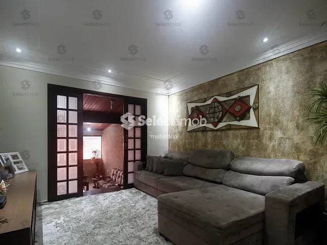 Sobrado com 200m² 3 quartos e 3 banheiros, à venda, no bairro Vila Assis Brasil em Mauá