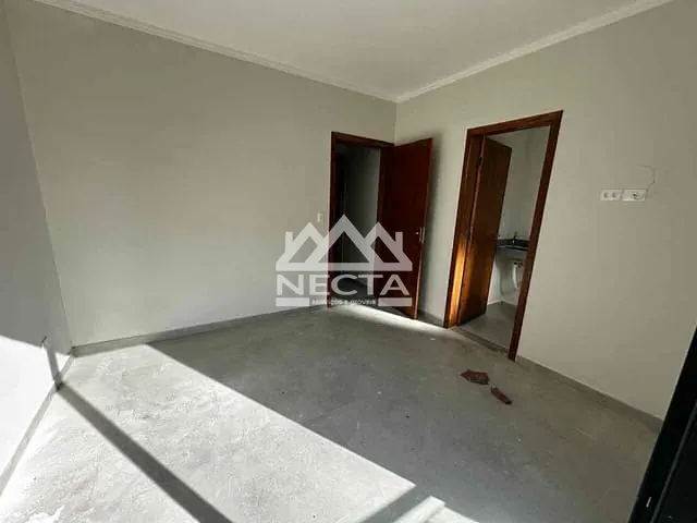 Sobrado com 100m² 2 quartos e 3 banheiros, à venda, no bairro Massaguaçu em Caraguatatuba