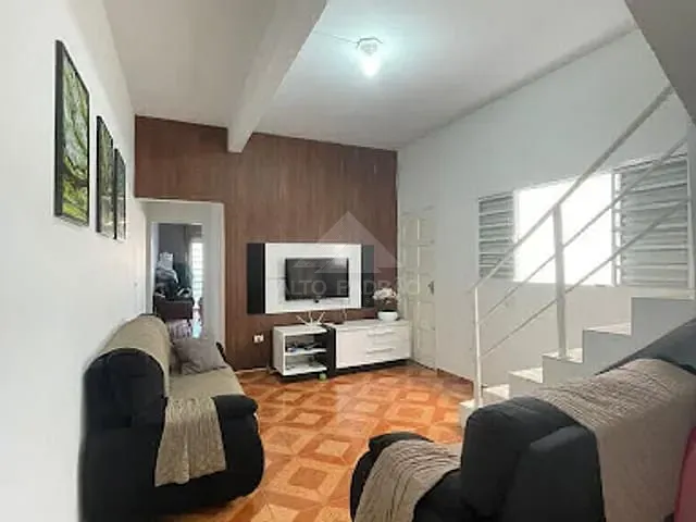 Sobrado com 151m² 3 quartos e 2 banheiros, à venda, no bairro Jardim Mauá em Mauá
