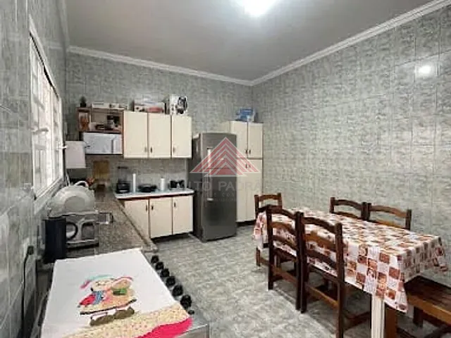 Sobrado com 151m² 3 quartos e 2 banheiros, à venda, no bairro Jardim Mauá em Mauá