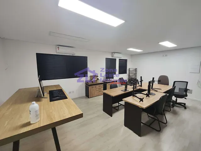 Sobrado com 332m² 3 quartos e 3 banheiros, à venda ou para alugar, no bairro Vila Formosa em São Paulo