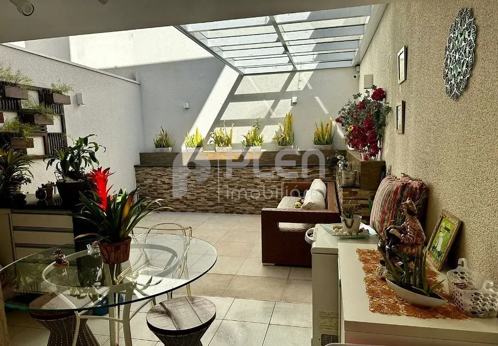 Casa de 4 quartos à venda em Santana, São Paulo