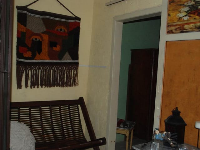 Casa com 300m² 3 quartos e 2 banheiros, à venda, no bairro Laranjal em Pelotas
