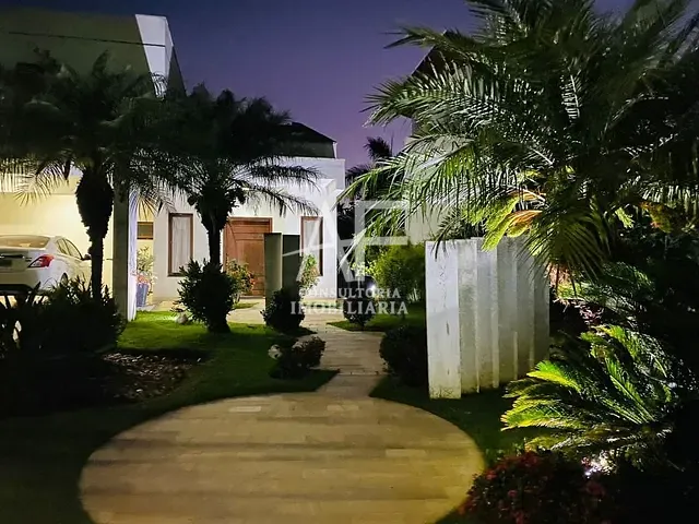 Sobrado com 511m² 4 quartos e 5 banheiros, à venda, no bairro Jardim das Nações em Taubaté