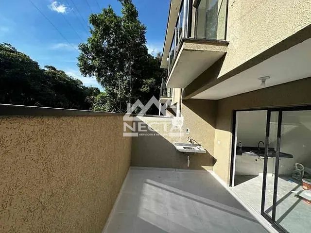 Casa com 83m² 2 quartos e 3 banheiros, à venda, no bairro Massaguaçu em Caraguatatuba
