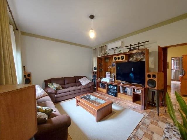 Foto do Sobrado - Sobrado com 4 dormitórios à venda, 262 m² por R$ 1.400.000,00 - Villa Branca - Jacareí/SP | RUSSI IMÓVEIS