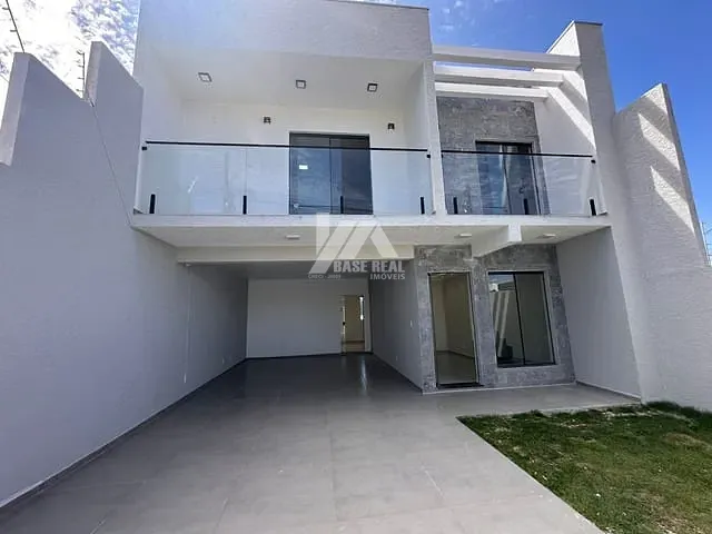 Sobrado com 166m² 3 quartos e 4 banheiros, à venda, no bairro Morro Alto em Guarapuava