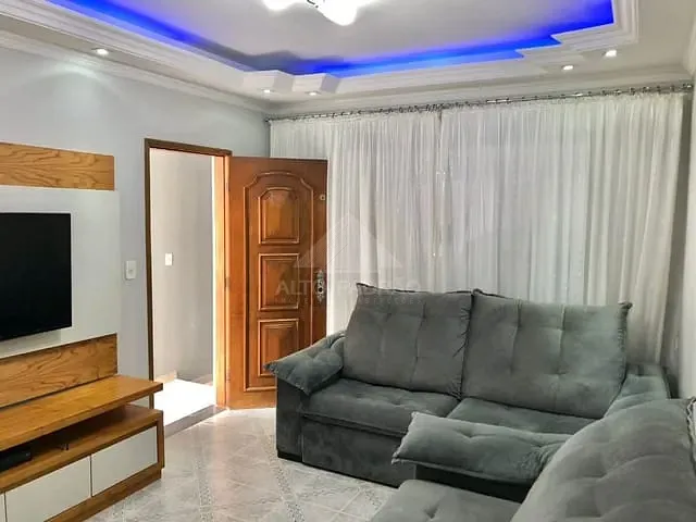Sobrado com 150m² 3 quartos e 2 banheiros, à venda, no bairro Vila Nossa Senhora das Vitórias em Mauá