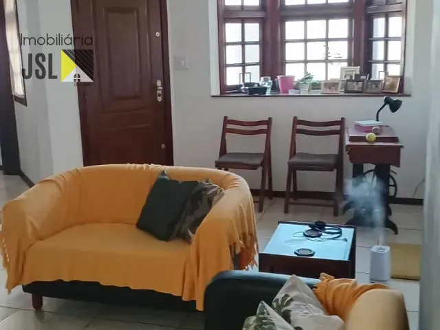 Sobrado com 134m² 3 quartos e 2 banheiros, à venda, no bairro Vila São João em Caçapava