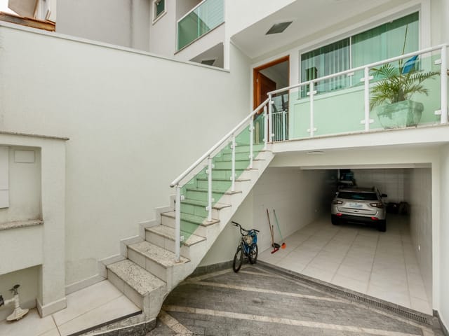 Foto do Sobrado - Sobrado para venda em Chácara Inglesa com 3 quartos, sendo 1 suíte, 136m² | Lares e Andares Imóveis