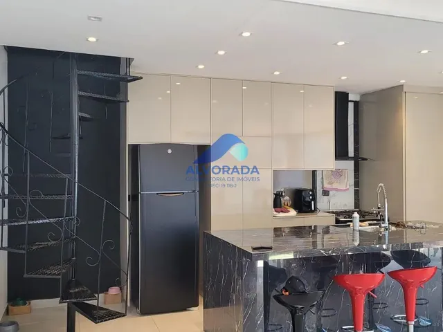 Sobrado com 350m² 3 quartos e 4 banheiros, à venda, no bairro Jardim Jacinto em Jacareí