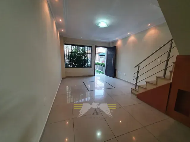 Casa com 120m² 3 quartos e 3 banheiros, à venda ou para alugar, no bairro Belém em São Paulo