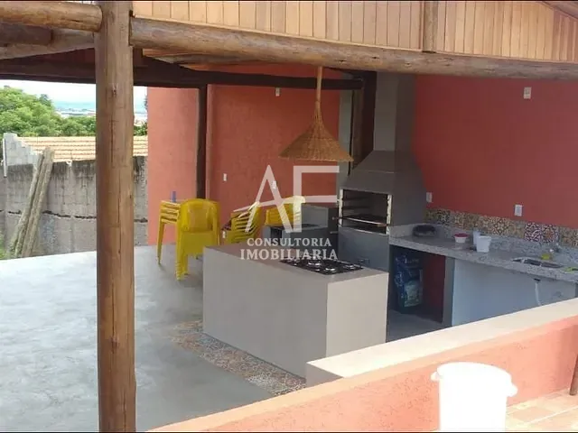 Sobrado com 510m² 3 quartos e 5 banheiros, à venda ou para alugar, no bairro Granjas Reunidas São Goncalo em Taubaté