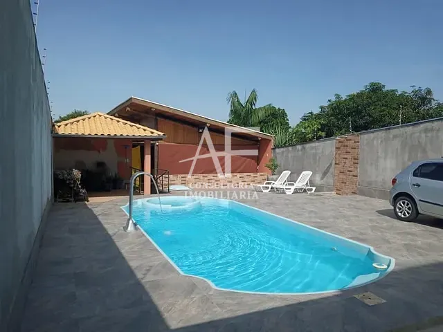 Sobrado com 510m² 3 quartos e 5 banheiros, à venda ou para alugar, no bairro Granjas Reunidas São Goncalo em Taubaté