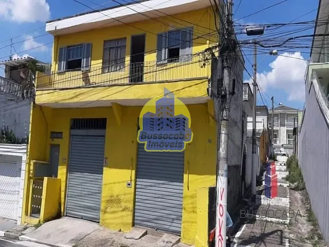 Sobrado com 331m² 3 quartos e 2 banheiros, à venda, no bairro Bela Vista em Osasco