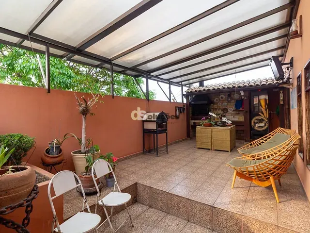 Sobrado 3 quartos e 5 banheiros, à venda, no bairro Vila Ipojuca em São Paulo