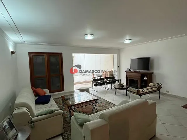 Sobrado com 355m² 3 quartos e 1 banheiro, à venda, no bairro Osvaldo Cruz em São Caetano do Sul
