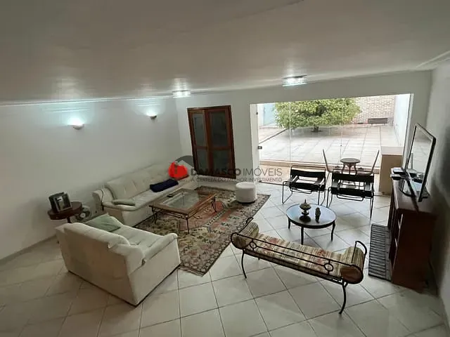 Sobrado com 355m² 3 quartos e 1 banheiro, à venda, no bairro Osvaldo Cruz em São Caetano do Sul