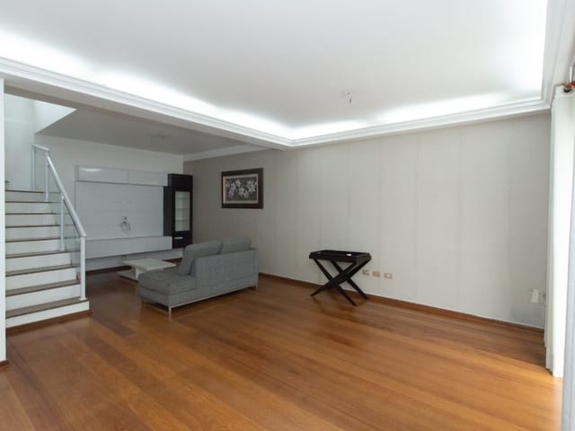 Foto do Sobrado - Sobrado para venda em Bosque da Saúde com 4 quartos, sendo 4 suítes, 118m² | Lares e Andares Imóveis