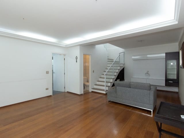 Foto do Sobrado - Sobrado para venda em Bosque da Saúde com 4 quartos, sendo 4 suítes, 118m² | Lares e Andares Imóveis