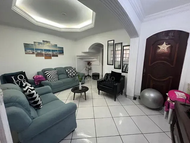 Sobrado com 125m² 3 quartos e 4 banheiros, à venda, no bairro Jardim Campo Verde em Mauá
