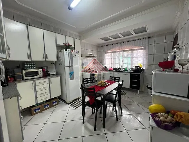 Sobrado com 125m² 3 quartos e 4 banheiros, à venda, no bairro Jardim Campo Verde em Mauá