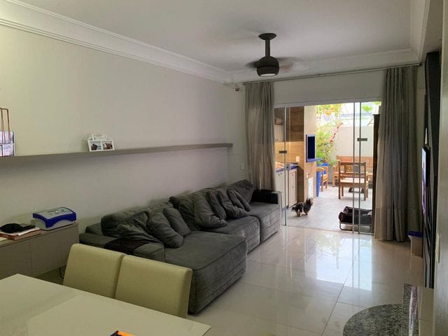 Sobrado com 130m² 3 quartos e 3 banheiros, à venda, no bairro Praia dos Amores em Balneário Camboriú