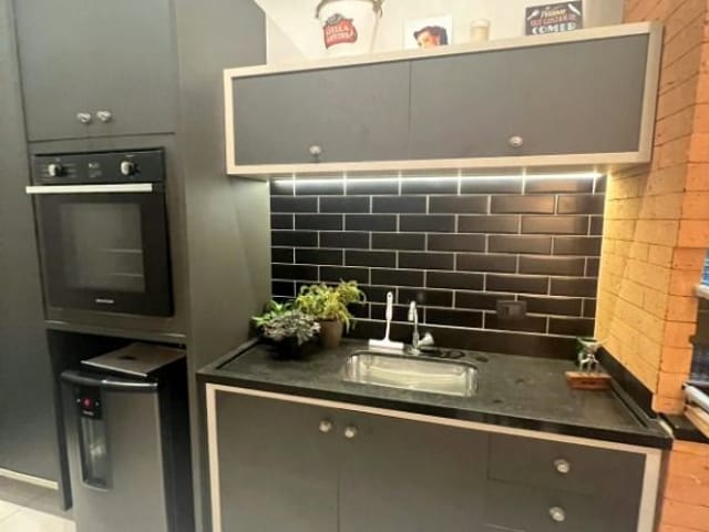 Foto do Sobrado - Sobrado com 3 dormitórios à venda, 98 m² por R$ 695.000,00 - Jardim das Indústrias - São José dos Campos/SP | INDEPENDENCE NEGOCIOS IMOBILIARIOS LTDA