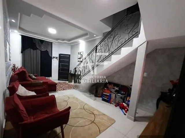 Sobrado com 125m² 3 quartos e 2 banheiros, à venda, no bairro Residencial San Marino em Taubaté