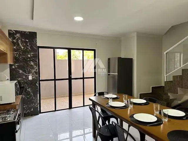 Sobrado com 102m² 3 quartos e 2 banheiros, à venda, no bairro Boa Vista em Ponta Grossa