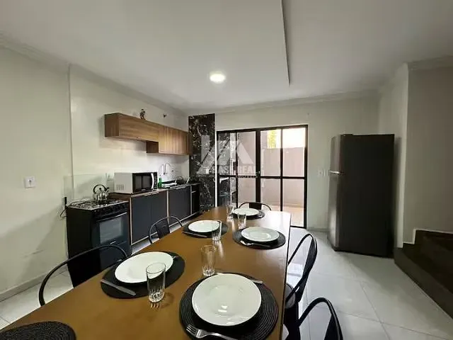 Sobrado com 102m² 3 quartos e 2 banheiros, à venda, no bairro Boa Vista em Ponta Grossa