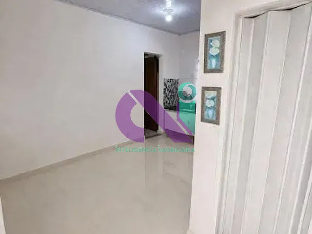 Sobrado 2 quartos e 2 banheiros, à venda, no bairro Quitaúna em Osasco