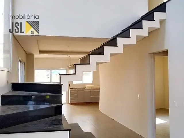 Sobrado com 250m² 3 quartos e 3 banheiros, à venda, no bairro Piedade em Caçapava