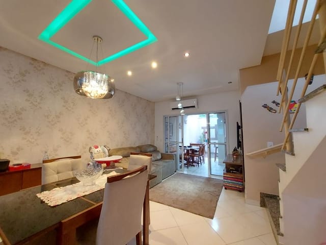 Foto do Sobrado - Sobrado com 3 dormitórios à venda, 150 m² por R$ 530.000,00 - Jardim Santa Maria - Jacareí/SP | RUSSI IMÓVEIS