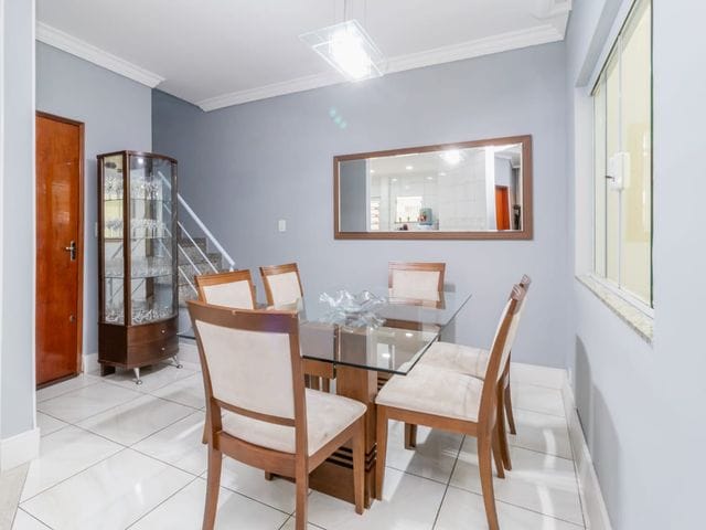 Sobrado com 137m² 3 quartos e 2 banheiros, à venda, no bairro Vila Guilhermina em São Paulo