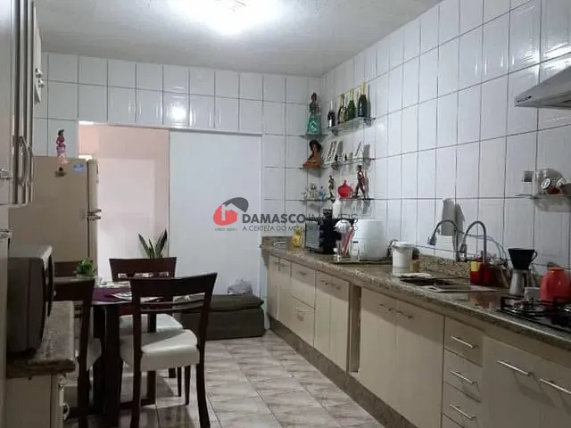 Sobrado com 105m² 2 quartos e 1 banheiro, à venda, no bairro Parque Independência em São Paulo