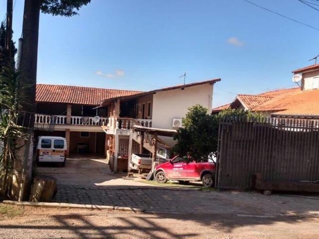 Sobrado com 360m² 4 quartos e 3 banheiros, à venda, no bairro Granja Cristiana em Vargem Grande Paulista