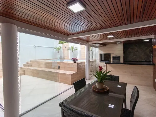 Sobrado 5 quartos e 7 banheiros, à venda, no bairro Jardim Virginia Bianca em São Paulo