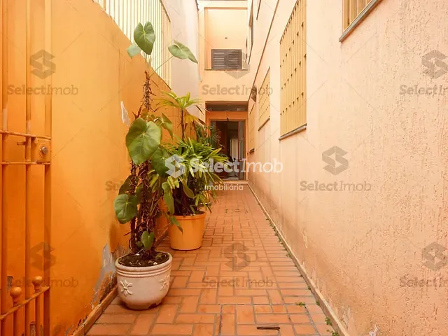 Sobrado com 298m² 3 quartos e 3 banheiros, à venda, no bairro Jardim Utinga em Santo André