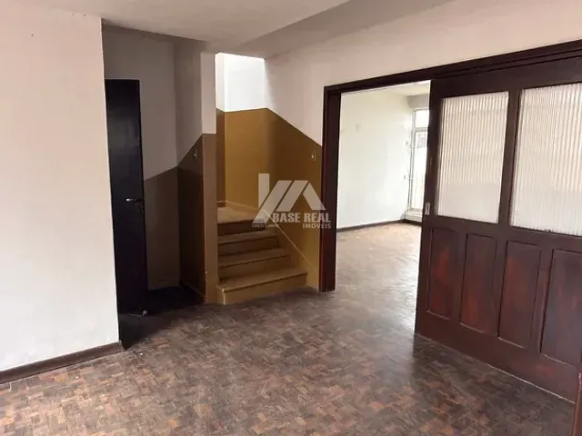 Sobrado à venda, no bairro Orfãs em Ponta Grossa
