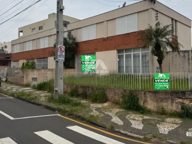 Sobrado à venda, no bairro Orfãs em Ponta Grossa