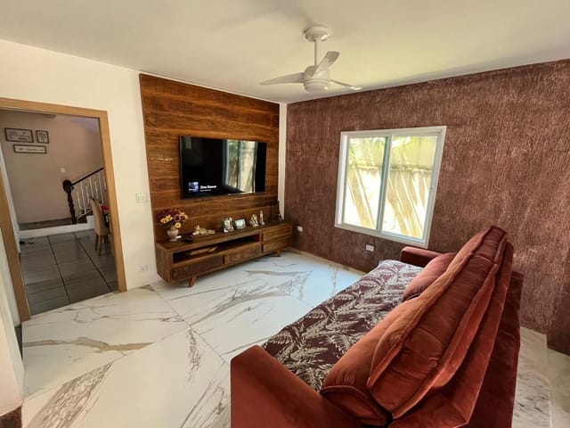 Foto do Sobrado - Sobrado com 3 dormitórios para alugar, 186 m² por R$ 4.964,17/mês - Jardim das Indústrias - São José dos Campos/SP | RUSSI IMÓVEIS