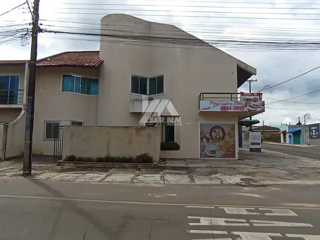 Sobrado à venda, no bairro Santana em Guarapuava