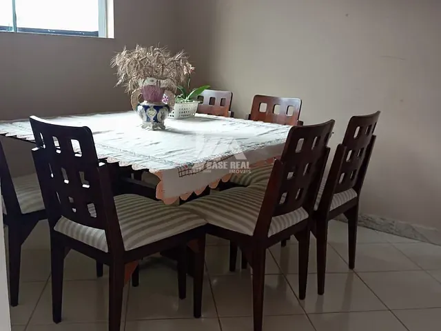 Sobrado à venda, no bairro Santana em Guarapuava