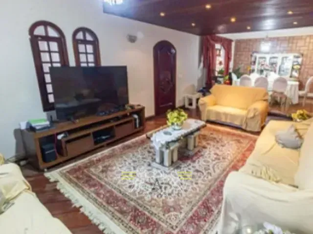 Sobrado com 480m² 6 quartos e 6 banheiros, à venda, no bairro Canindé em São Paulo
