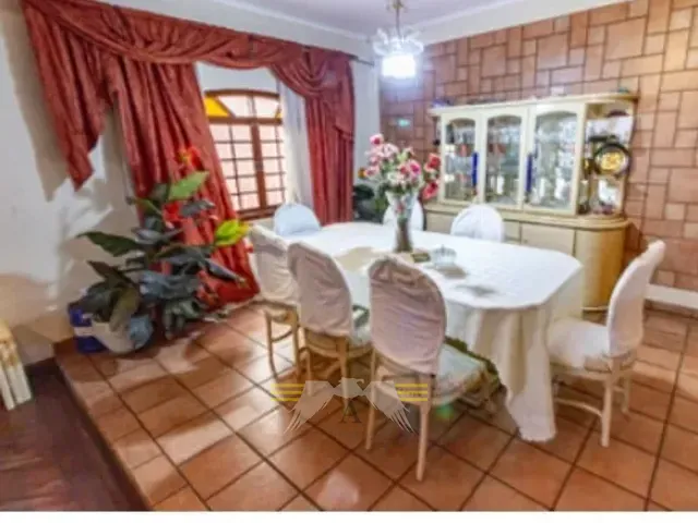 Sobrado com 480m² 6 quartos e 6 banheiros, à venda, no bairro Canindé em São Paulo